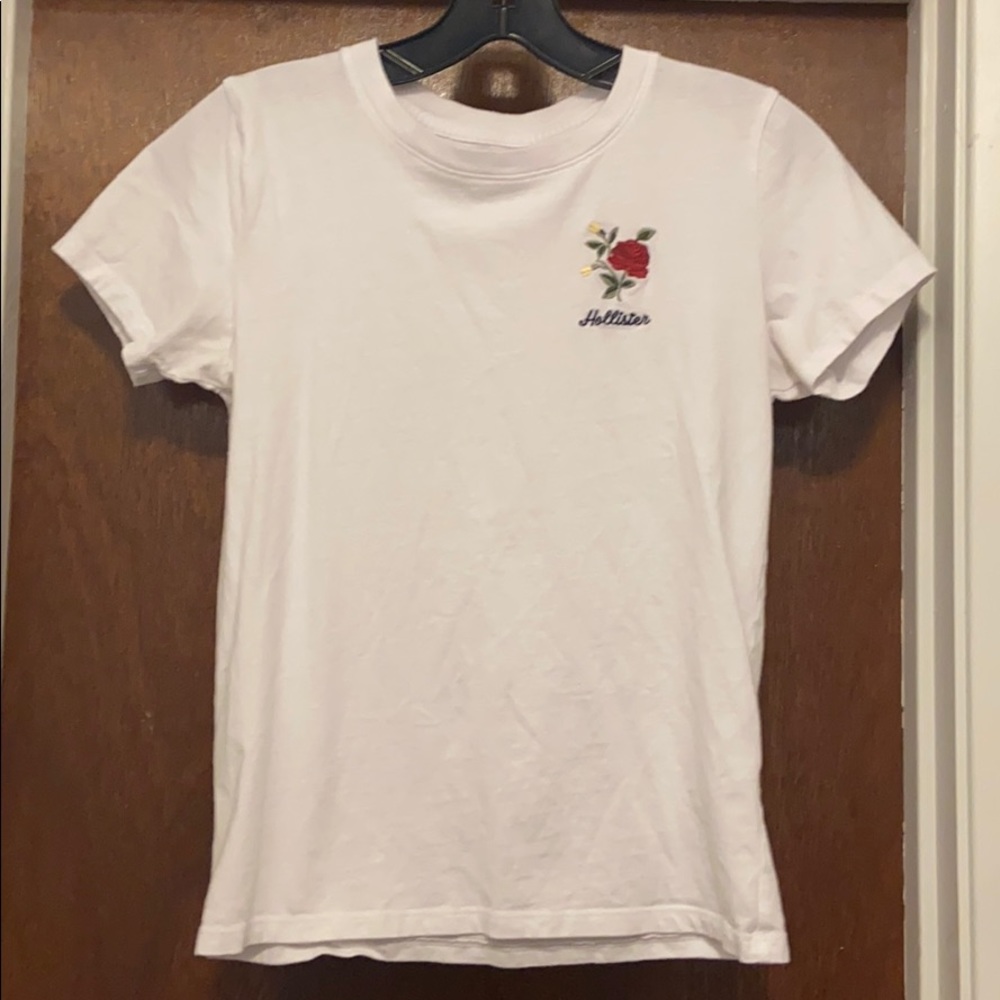 Hollister white tee